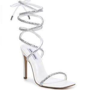 Steve Madden Womens Uplift White Ankle Strap Heels Size 7.5 Medium (B, M)!